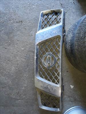 Nissan Navara D40 Hűtőrács