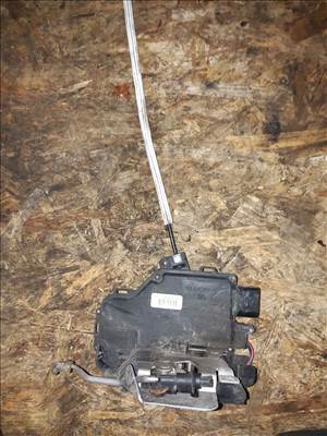 Audi A6 C5 Jobb Első Ajtó Zárszerkezet  Központizár Motor 4B1 837 016 G