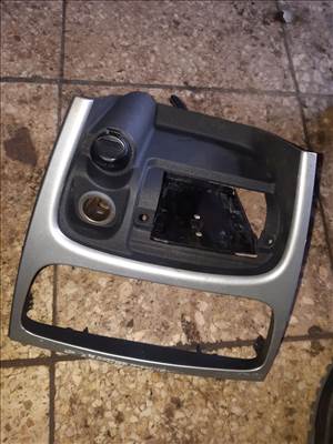 Hyundai Santa Fe Középkonzol Keret