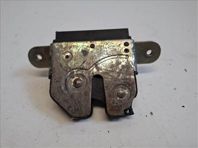 Opel Corsa D 5 ajtós csomagtérajtózár (csomagtérajtó zár) 55701971