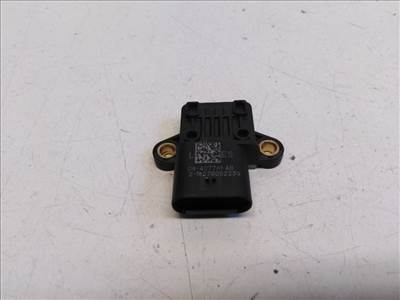 Tesla Model 3 bal első kilincs mikrokapcsoló 08407761AB