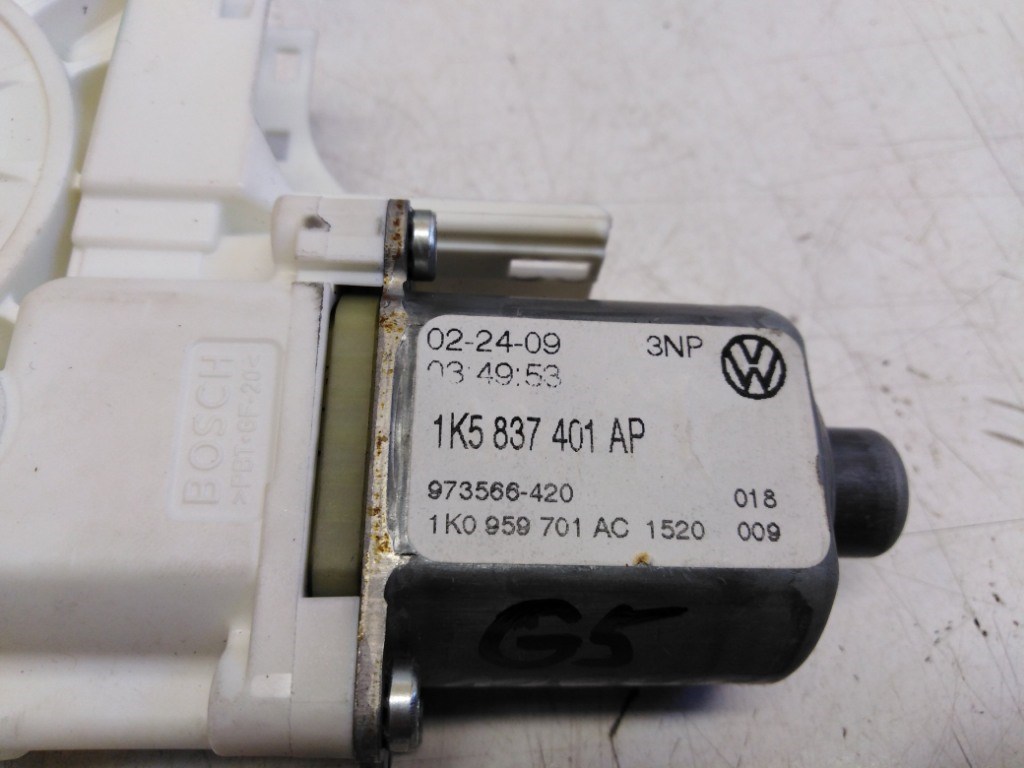 Volkswagen Golf V kombi (1K) bal elsõ ablakemelõ motor 1K5837401AP 3. kép