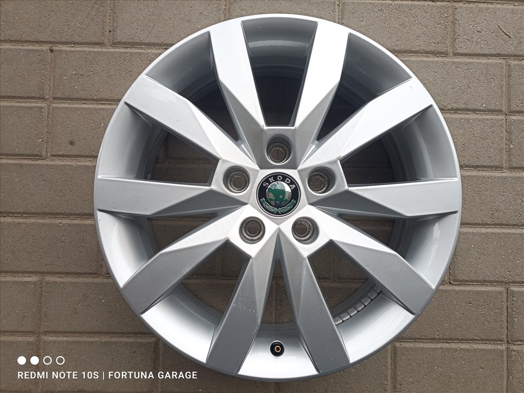5x112 17" Skoda használt alufelni garnitúra 3. kép