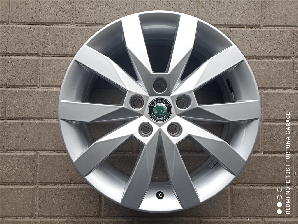 5x112 17" Skoda használt alufelni garnitúra 5. kép