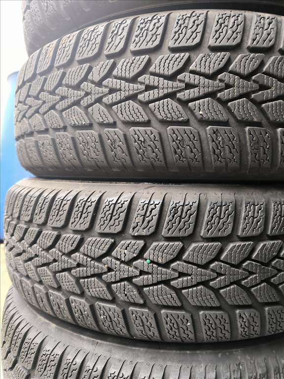  185/6515" 45e/4db Dunlop téli gumi gumi 3. kép