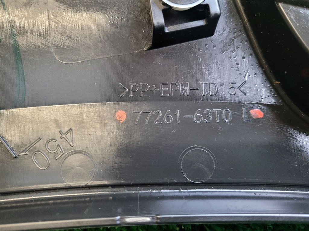 SUZUKI S-CROSS Bal hátsó Sárvédő Szélesítő 7726163T0 7726163t0l 3. kép