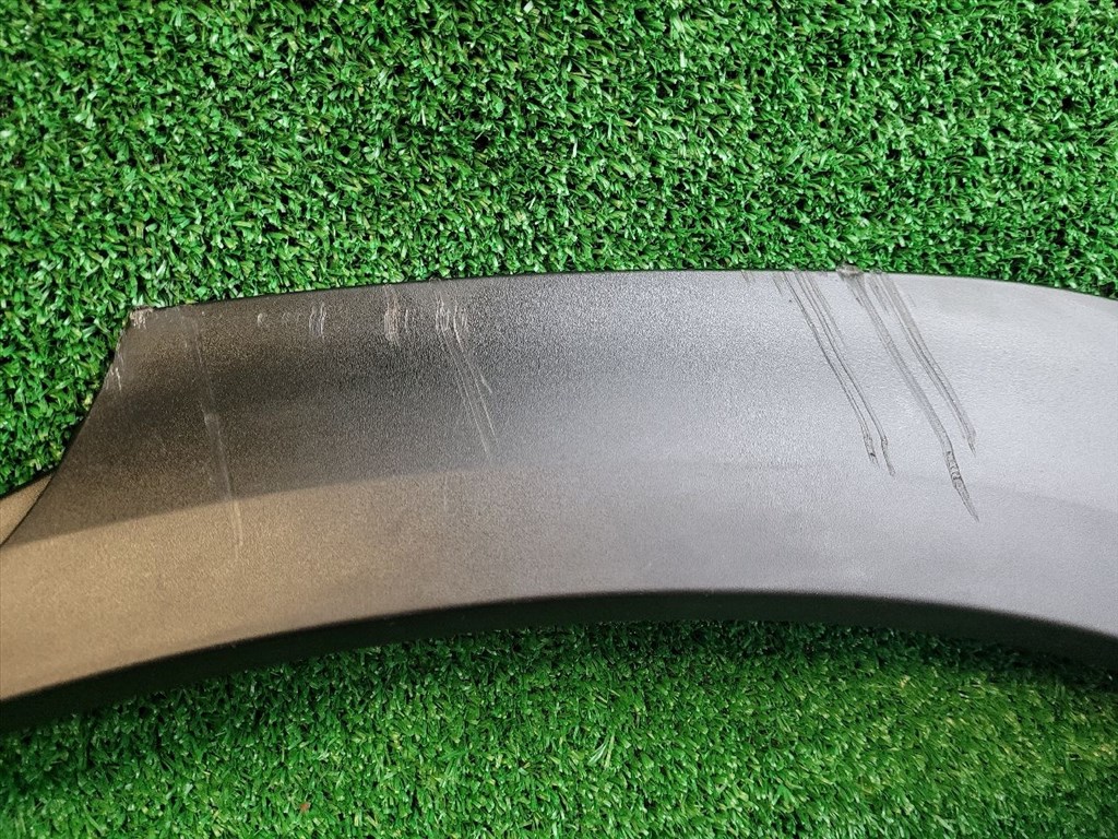 SUZUKI S-CROSS Bal hátsó Sárvédő Szélesítő 7726163T0 7726163t0l 5. kép