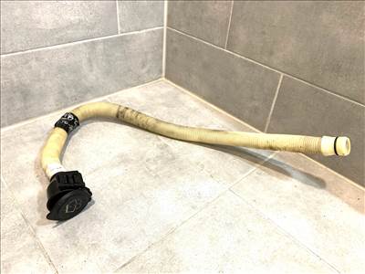 BMW E81, E82, E84, E87, E88, E90, E91, E92, E93 ablakmosó tartály betöltő cső 61667135409 7135409