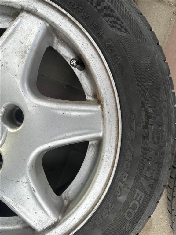  4x100 lyukosztású 14" használt BBS alufelni, rajta 175/60 újszerű Hankook nyári gumi gumi  4. kép