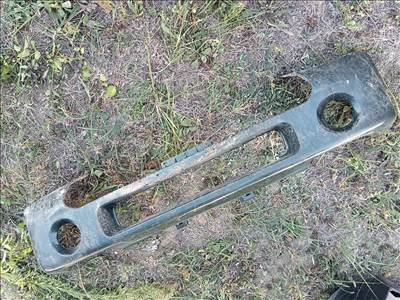 Suzuki Jimny első lökhárító 