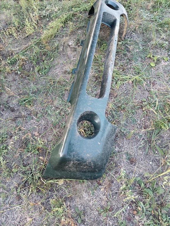 Suzuki Jimny első lökhárító  6. kép