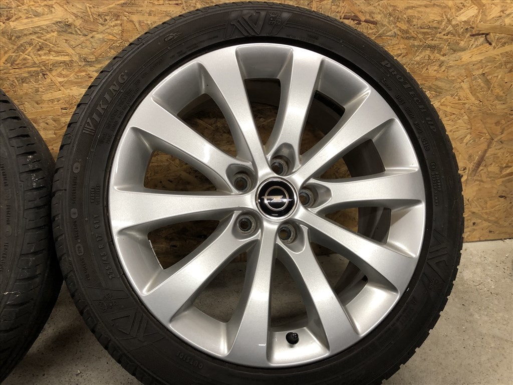 17 col Opel alufelni gyári 17 colos 5x110 nyári gumi 7. kép