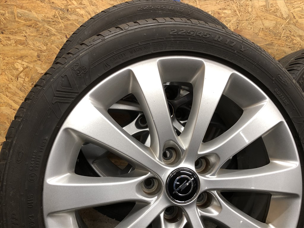 17 col Opel alufelni gyári 17 colos 5x110 nyári gumi 14. kép