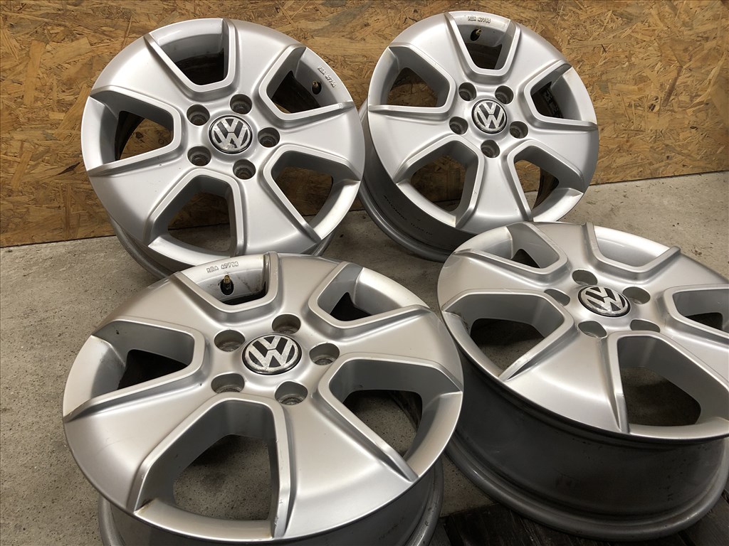 16 colos gyári VW Amarok alufelni 16 col 5x120 6. kép