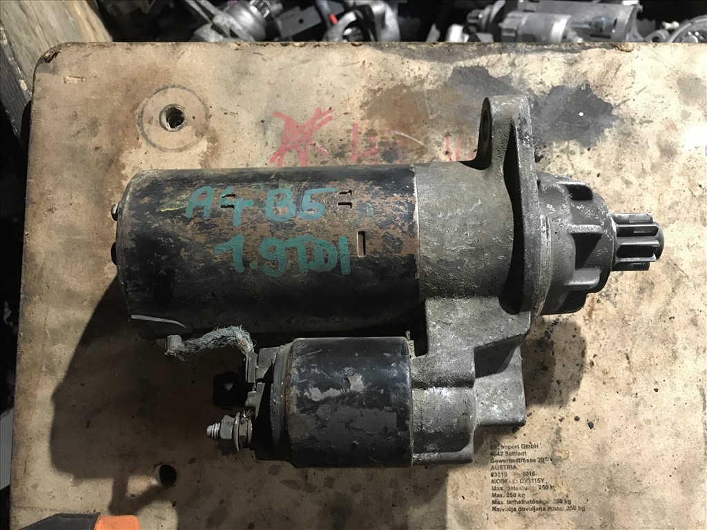 Audi A4 (B5 - 8D) 1,9 TDI - önindító 1. kép