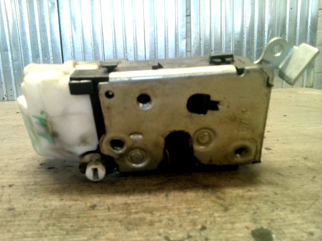 FIAT ALBEA 02.01.01-04.12.31 Jobb hátsó ajtó zárszerkezet központi záras 1. kép