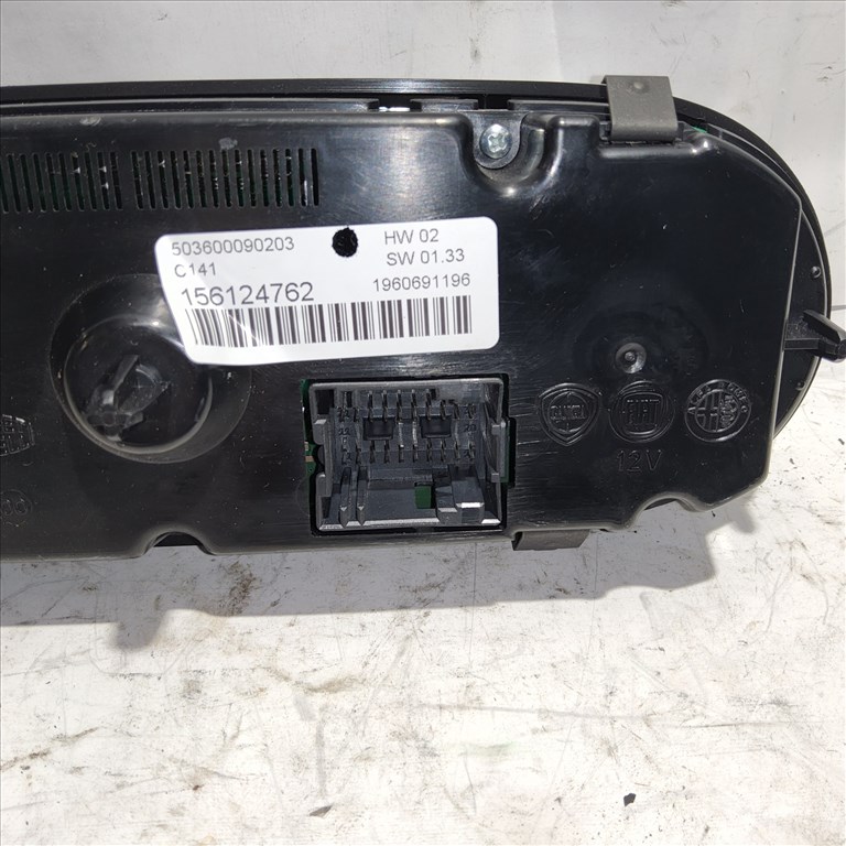 Alfa Romeo Giulietta 2010-2020 digit klímás fűtéskapcsoló 156124762 3. kép