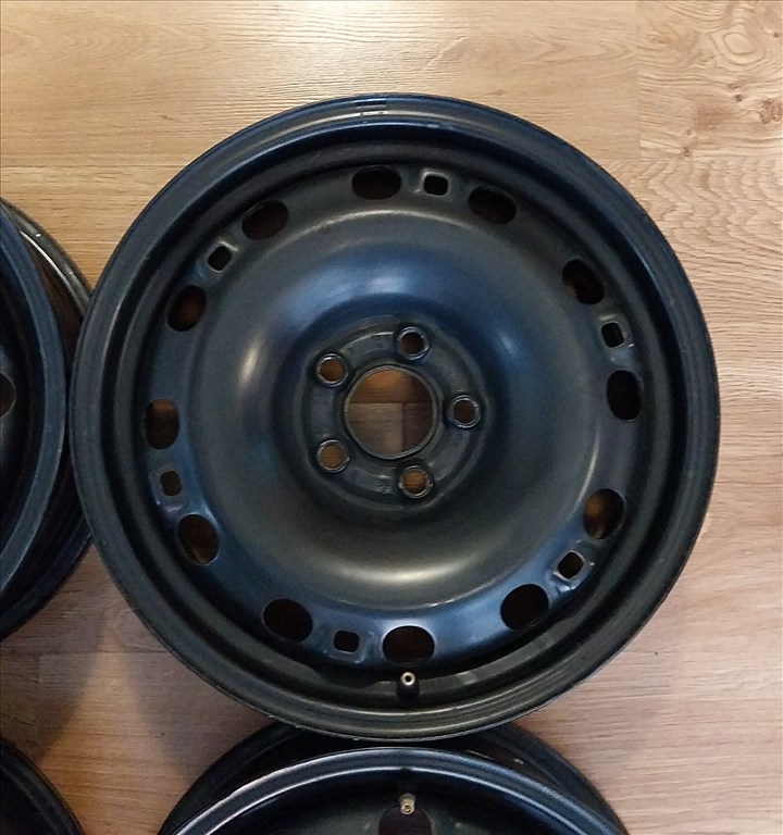 5x100 15" SKODA/VW gyári használt lemezfelni garnitúra 6. kép