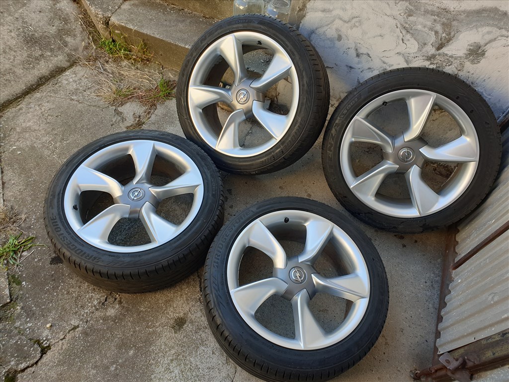 19" 5x115 Opel J Astra GTC 1. kép