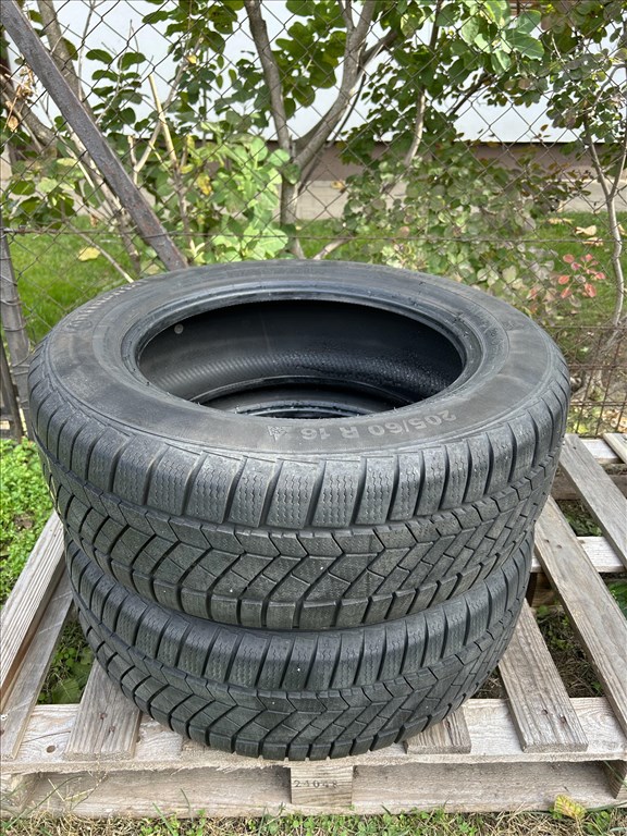  205/6016" használt Continental WinterContact TS 830 P* SSR téli gumi  2. kép