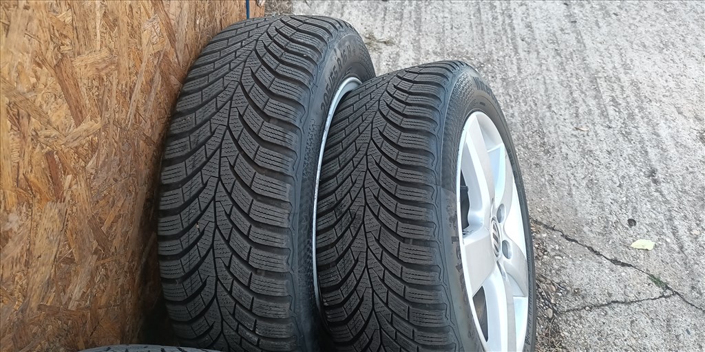 újszerű  Continental téli garnitura eladó 3. kép