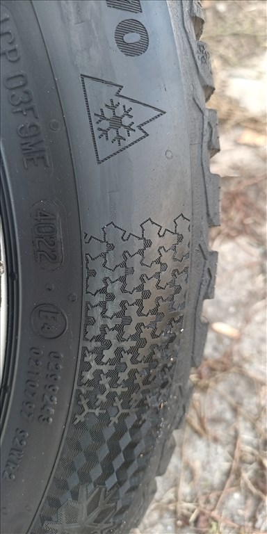 újszerű  Continental téli garnitura eladó 7. kép