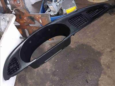 Kia Carnival II Óraegység / Kilométeróra Keret