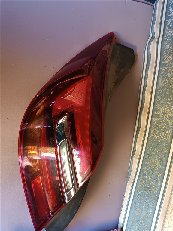 Opel Insignia A hátsó lámpák facelift 23160566 21090202 4. kép