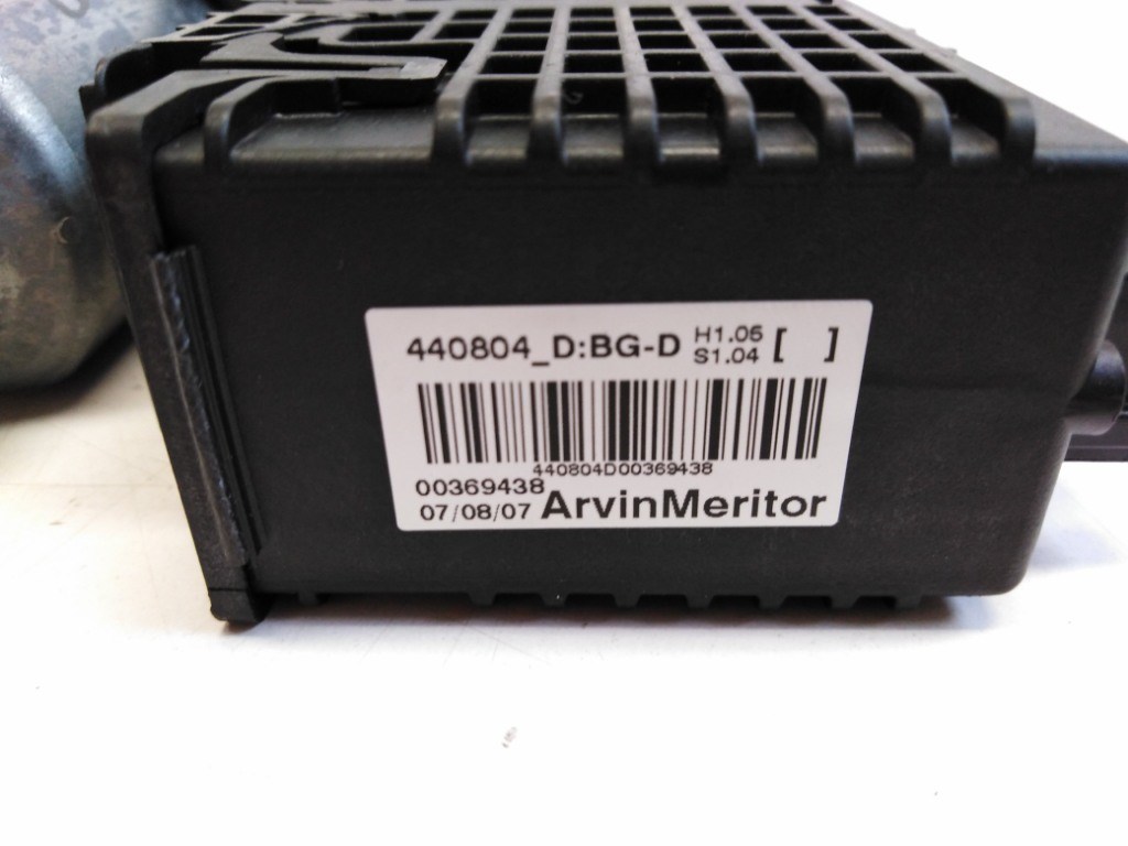 Citroen C4 picasso jobb elsõ ablakemelõ motor 9682495780 4. kép