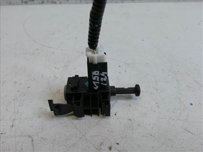 Mazda 3 (BM) kuplungpedál kapcsoló