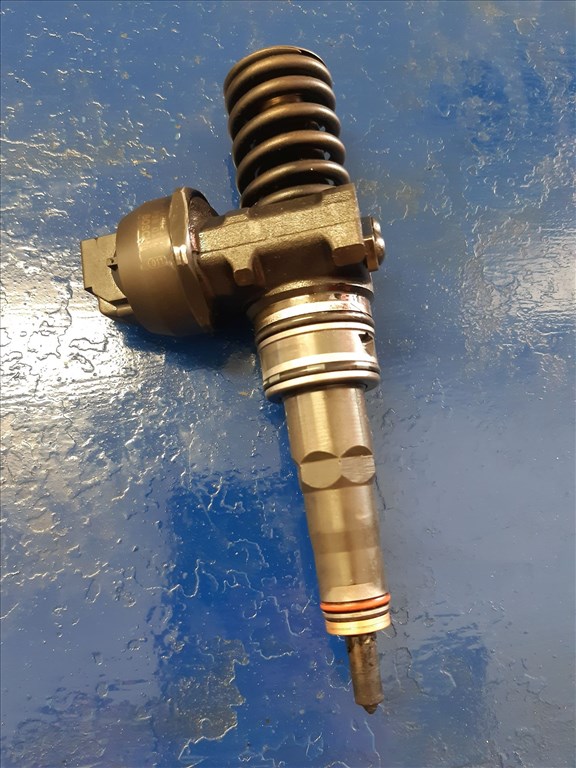 Volkswagen Passat B5 01-05 PD Elem 036 130 073 B 1. kép