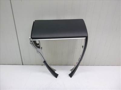 Toyota Verso-S  rádió keret