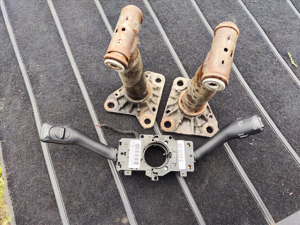 Audi A6 C5 tempomatos bajuszkapcsoló  2. kép