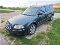 Eladó Volkswagen Passat 5.5 1,9 TDI Highline 296000km-el!