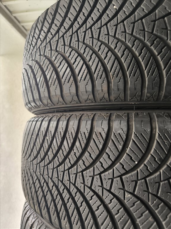  215/5517" 2024 használt Falken négyévszakos gumi gumi 2. kép