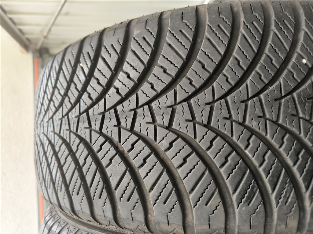  215/5517" 2024 használt Falken négyévszakos gumi gumi 5. kép