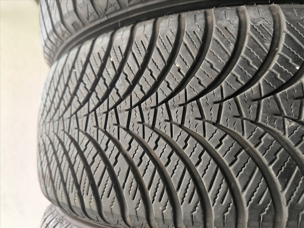  215/5517" 2024 használt Falken négyévszakos gumi gumi 6. kép