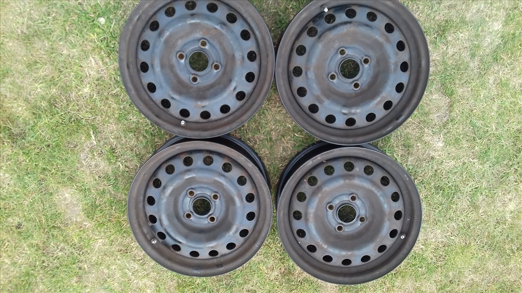  4x100 lyukosztású 5,5JJ 15" használt Kia Rio III (gyári felni) lemezfelni + TPMS Kia Hyundai 1. kép