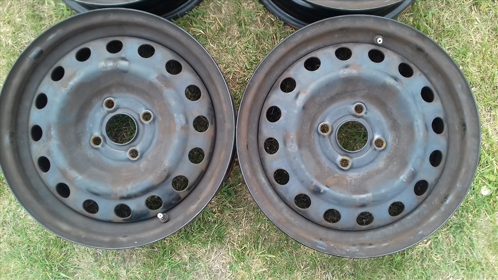  4x100 lyukosztású 5,5JJ 15" használt Kia Rio III (gyári felni) lemezfelni + TPMS Kia Hyundai 2. kép