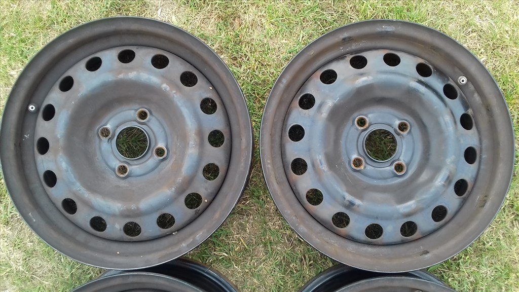  4x100 lyukosztású 5,5JJ 15" használt Kia Rio III (gyári felni) lemezfelni + TPMS Kia Hyundai 3. kép