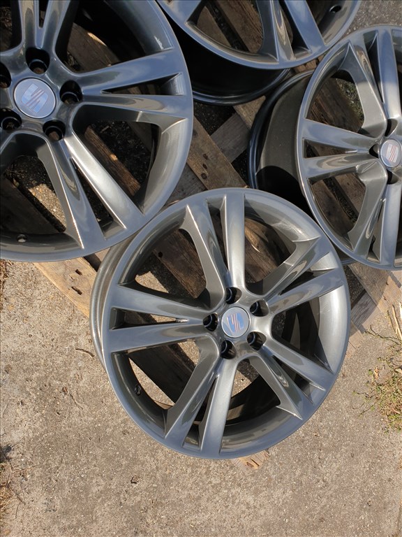17" 5x100 Seat Ibiza 3. kép