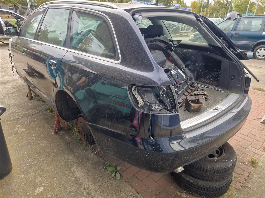 Audi A6 (C6 - 4F) (C6 - 4F) bontott alkatrészei 4. kép