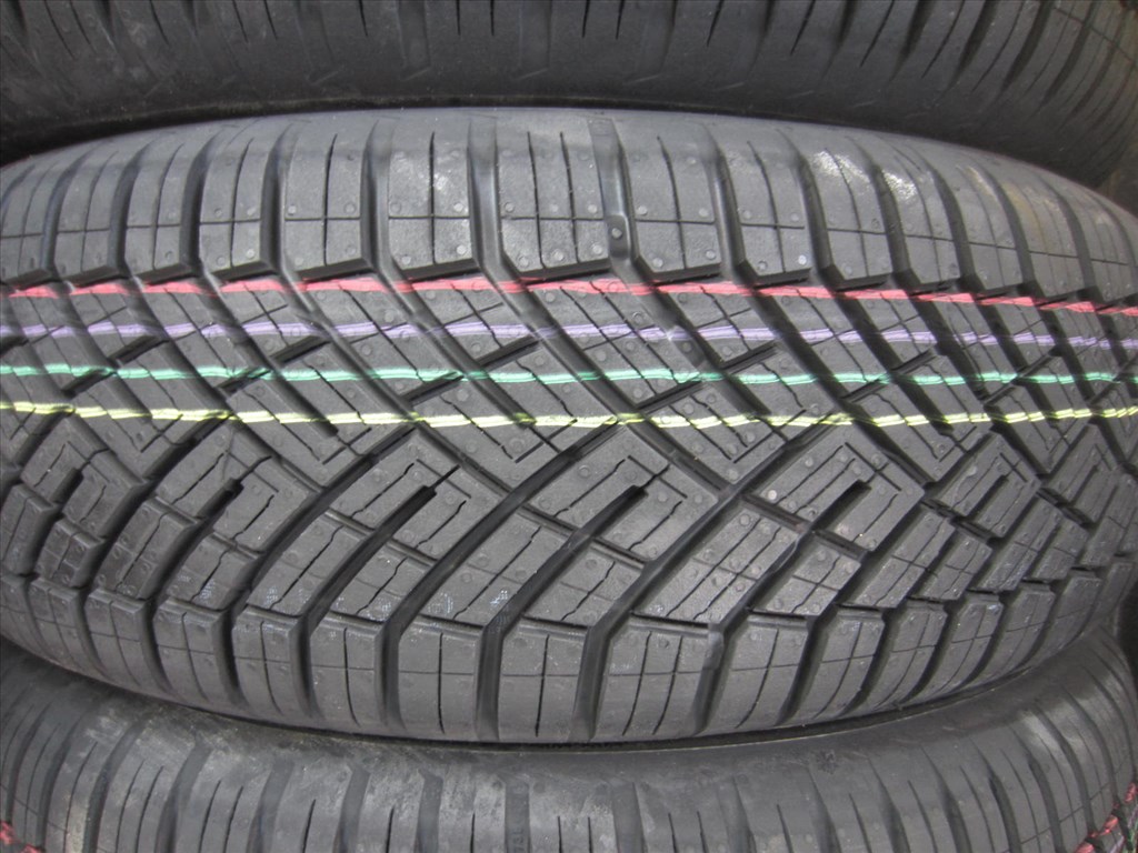  185/65 R15 CONTINENTAL  ALLSEASONCONTACT2 88T 2. kép