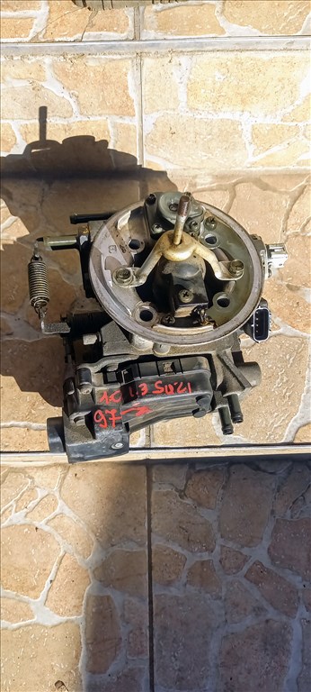 Suzuki Swift 1.0 1.3 központi injektor  1. kép