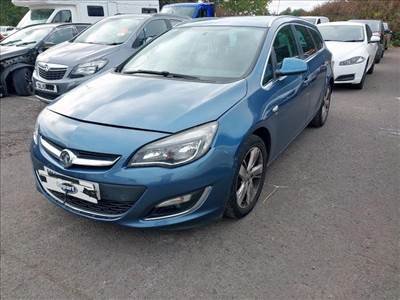 Opel Astra J kombi a20dth motoros z20s színkódú bontott alkatrészek