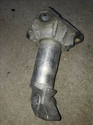 Audi A4 B6 Bal Első Kereszttartó