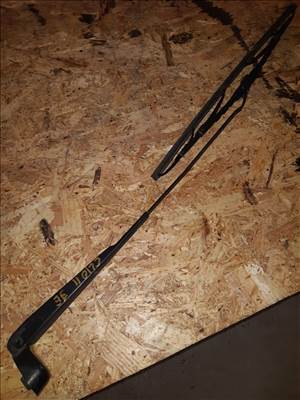 Renault Clio II Jobb Első Ablaktörlő Kar