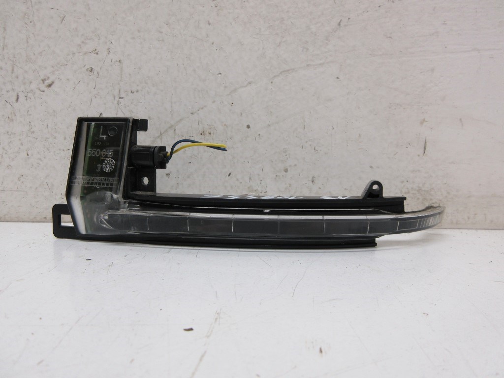 Audi A3 (8P) bal elsõ visszapillantó tükör index (visszapillantó tükör index) 8K0949101A 1. kép