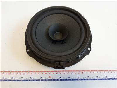 Ford Fiesta bal hátsó hangszóró 8A6T18808CC