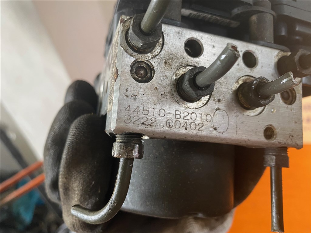 Daihatsu Coure 1.0 12V ABS kocka  5. kép